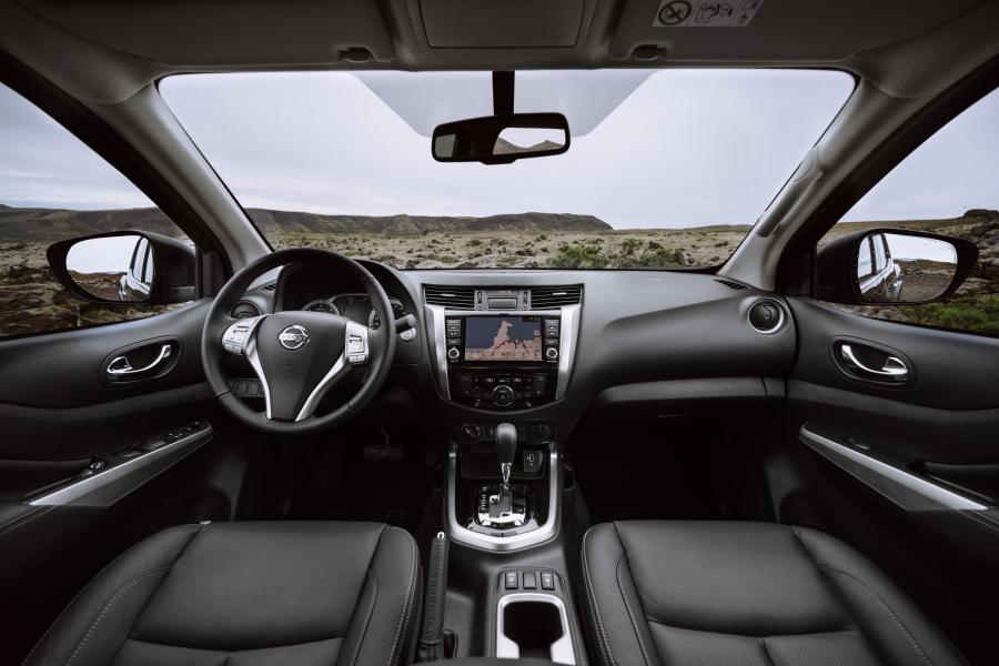Торпедо Nissan Navara Double Cab (D23) 2019 года  (EU) (фото 20 из 24)